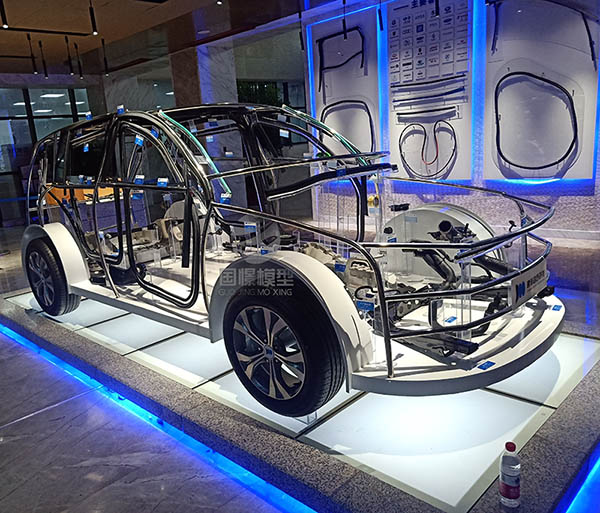 木里透明车模型